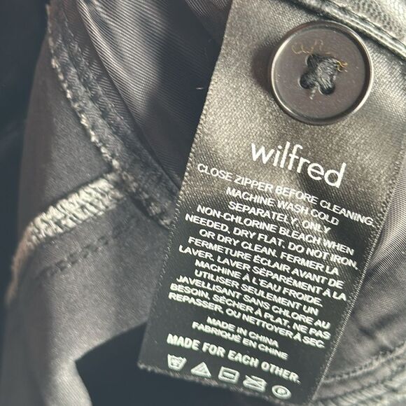 Aritzia Wilfred vegan black leather pants size 2 - Picture 12 of 12